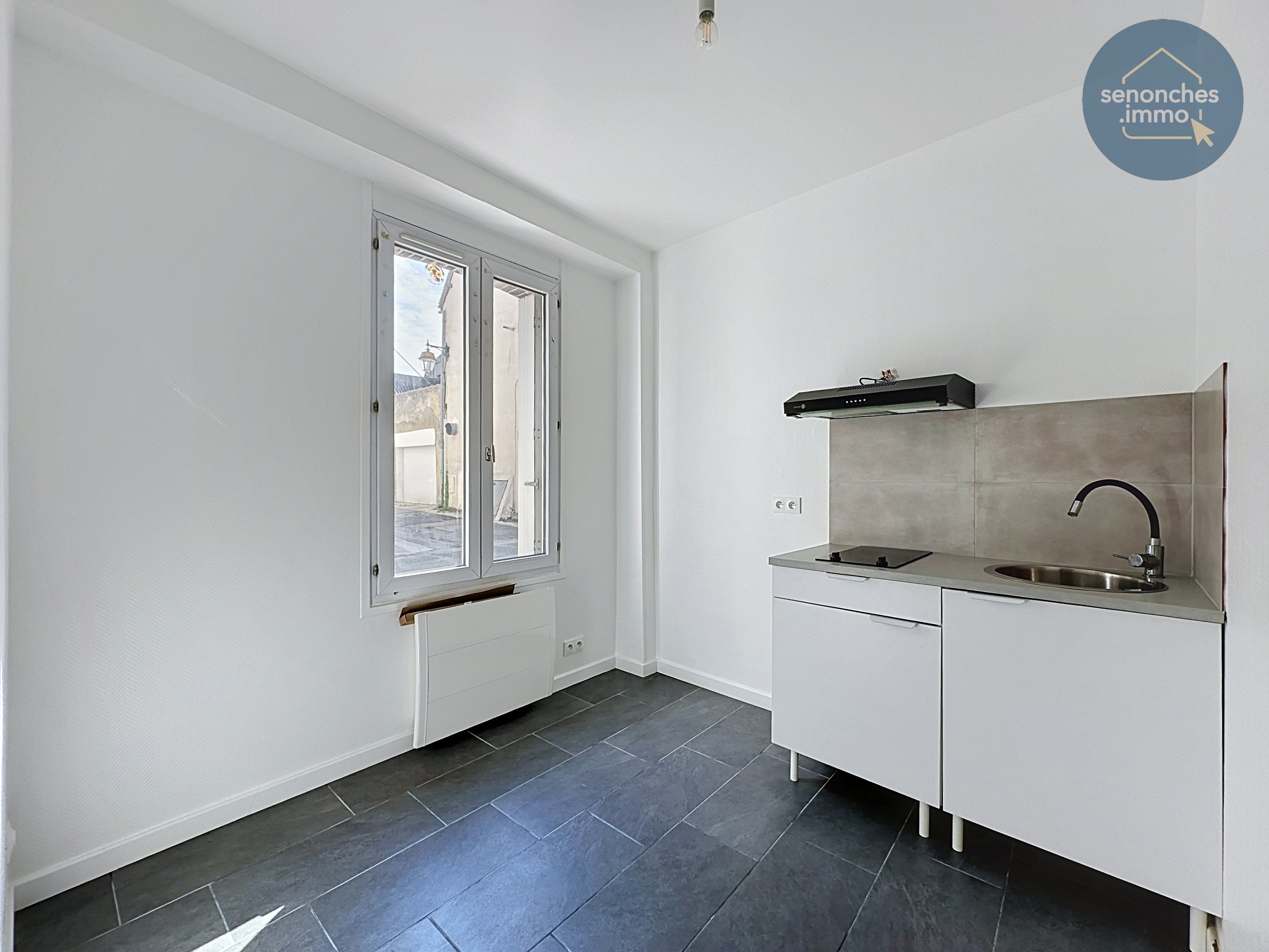 Location Studio RDC refait à neuf - 20 m² - Senonches (28250)