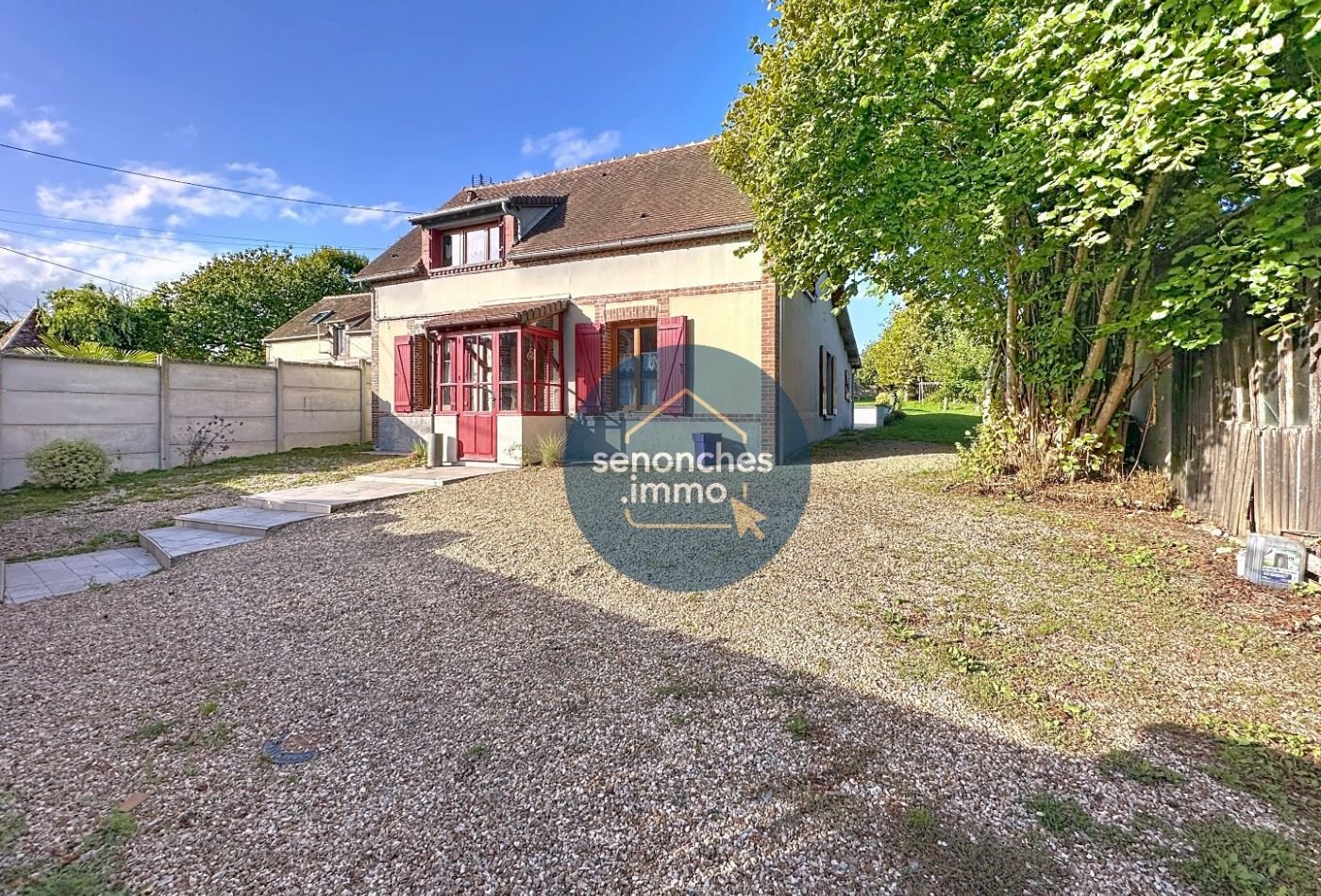 Une maison ancienne pleine de charme de 140 m² au coeur de Manou (28240)