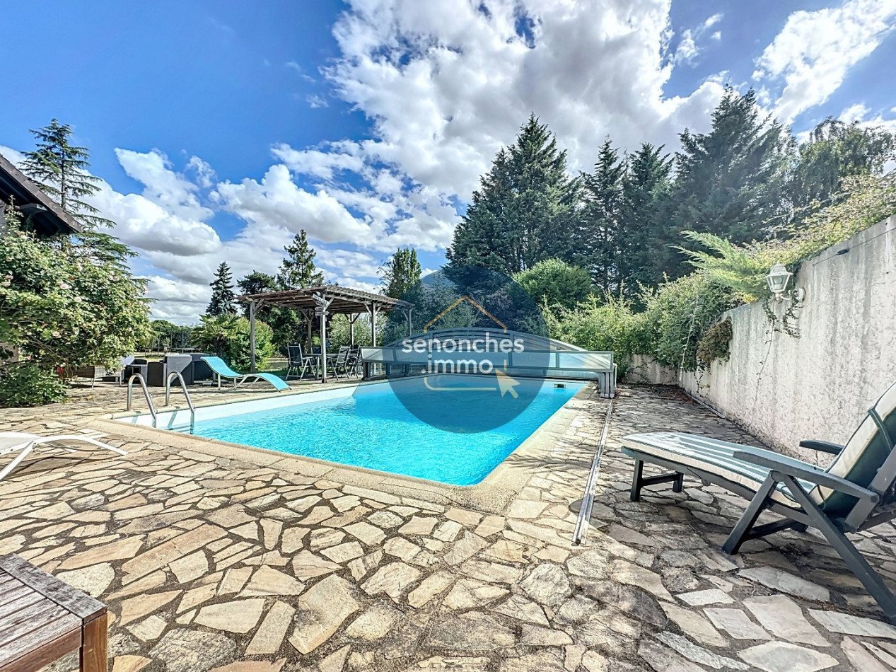 Nouveauté à Saint-Éliph : villa d'architecte avec piscine sur 9592 m² de terrain à Saint Eliph (28240) – photo 3