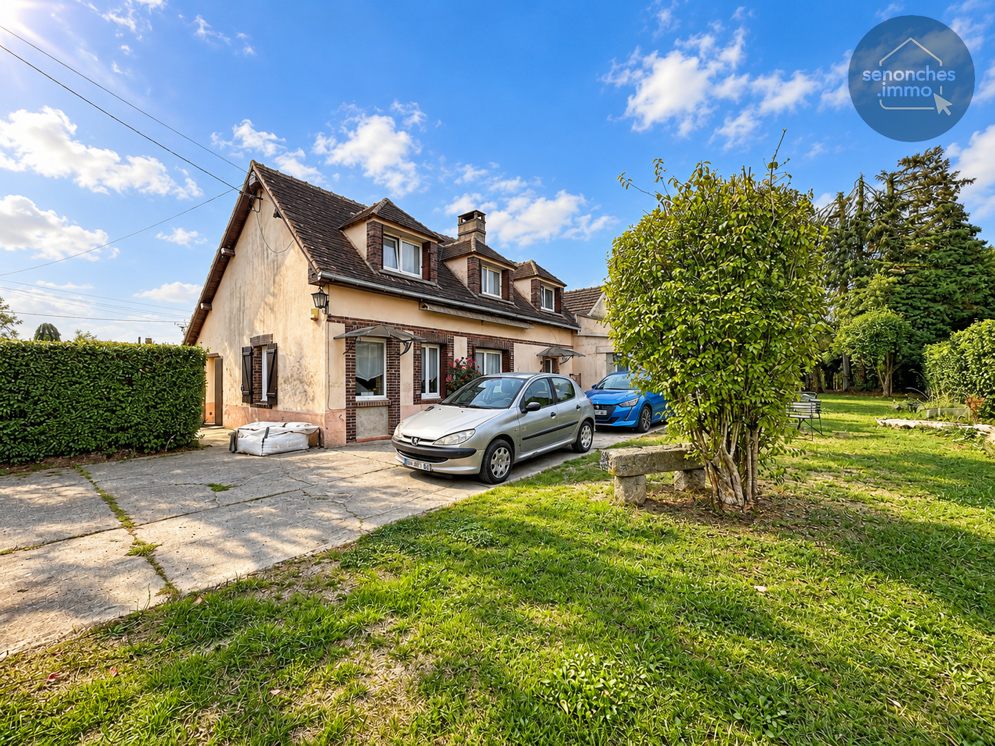 Maison de caractère à vendre à Senonches – 100 m², terrain de 1 120 m² et studio indépendant – Senonches
