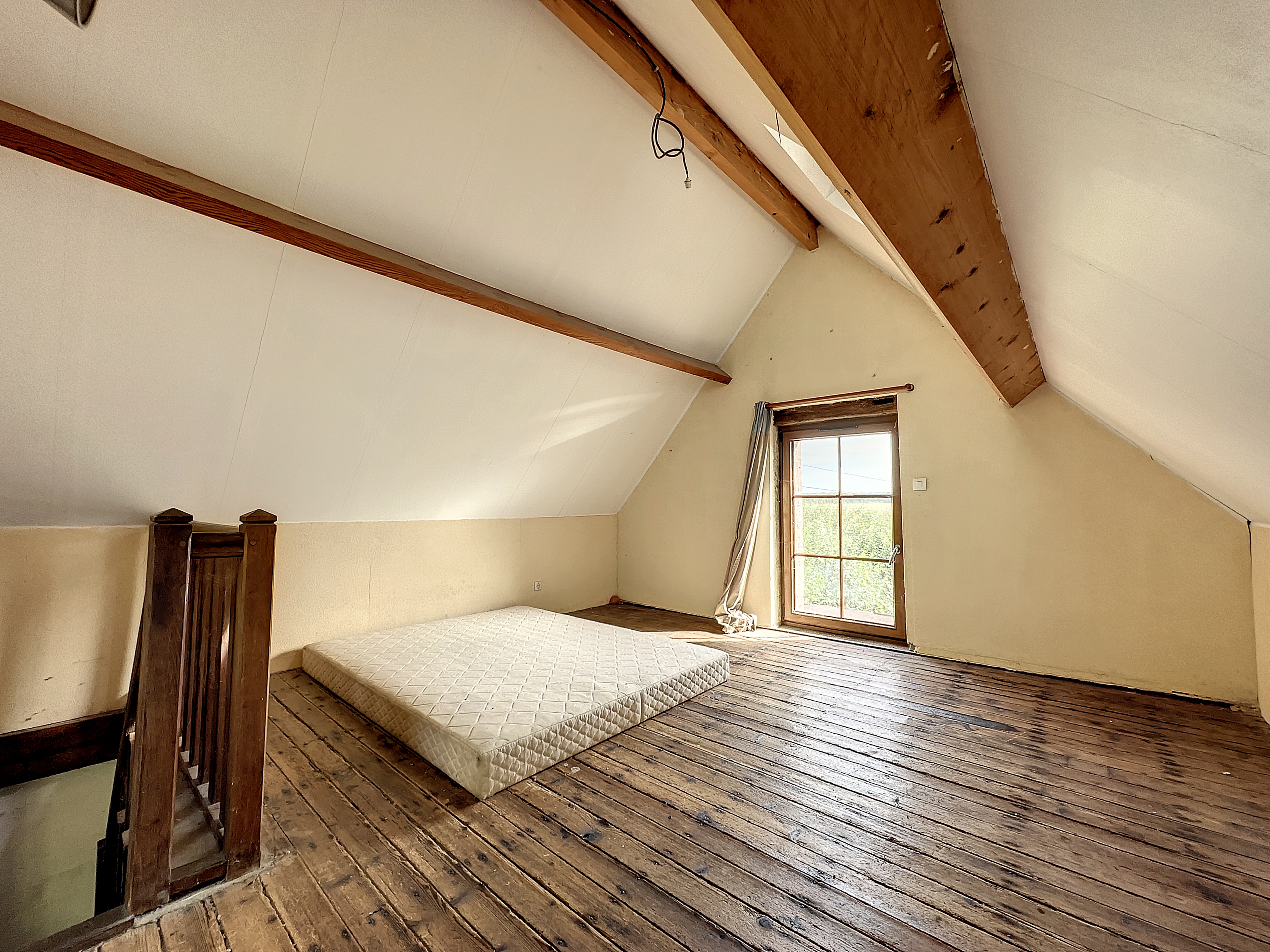 LONGERE RENOVEE DE 144 m² - 4 CHAMBRES - TERRAIN CLOS DE 7060 m² à La Puisaye (28250) – photo 4