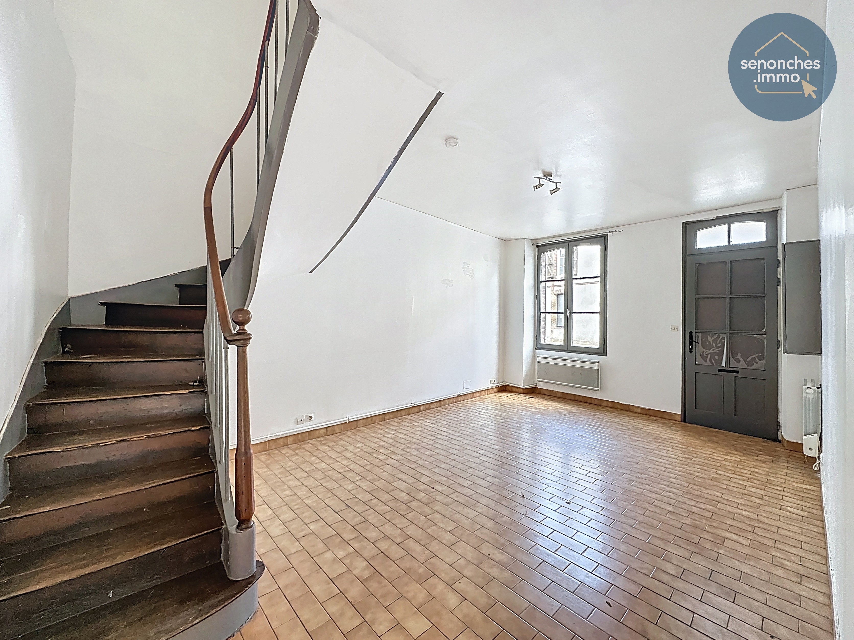 Maison de bourg à vendre à Brezolles (28270) – 80 m² avec cour, cave et combles aménageables à Brezolles (28270) – photo 2