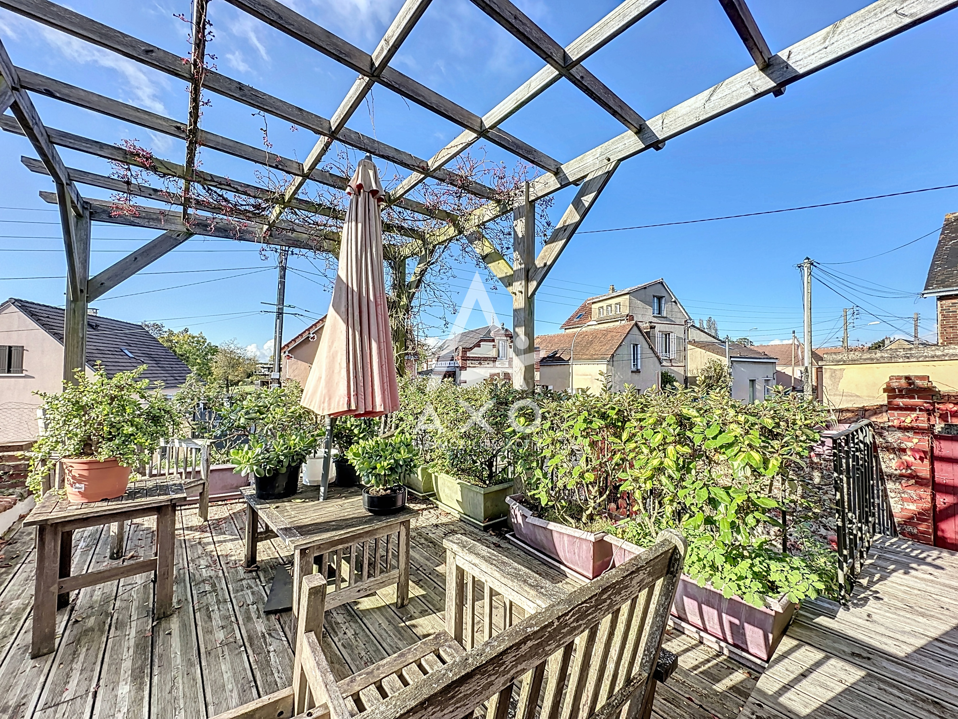 Maison ancienne rénovée, 4 chambres, avec dépendances et jardin arboré - 97 m² -  Chartres à Chartres (28000) – photo 1
