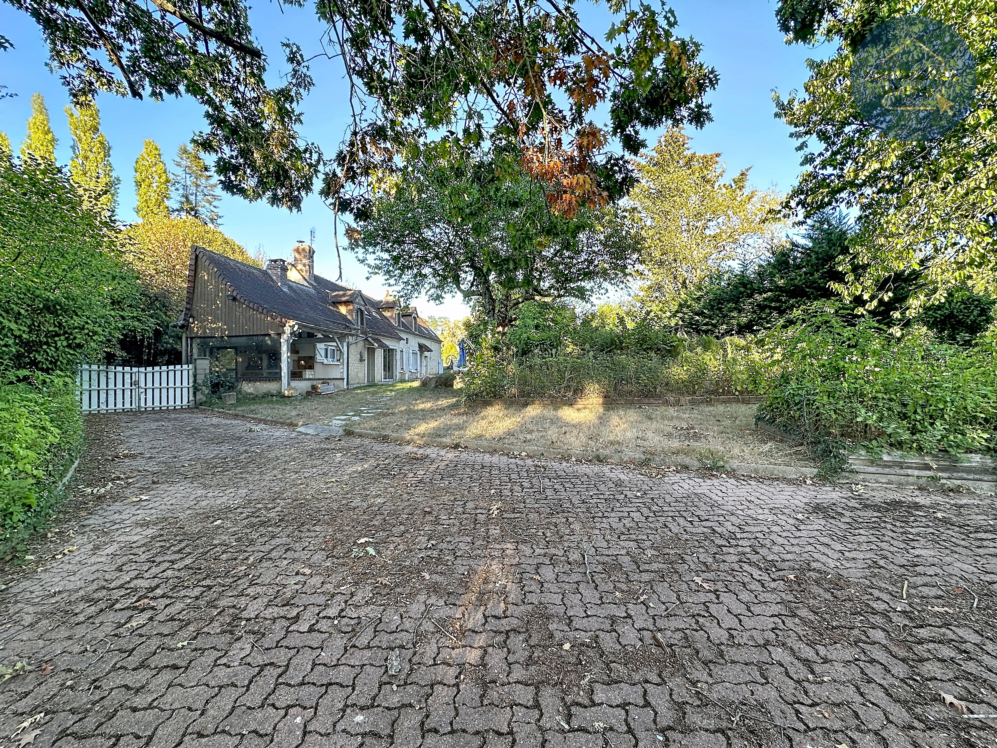Longère de 133M², 7 pièces - 4 chambres, terrasse couverte, garage, terrain 1947m² à Saint-Germain-des-Grois (61110) – photo 1